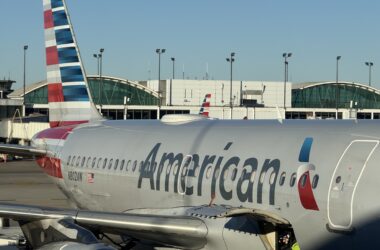 AA A319 parked at ORD